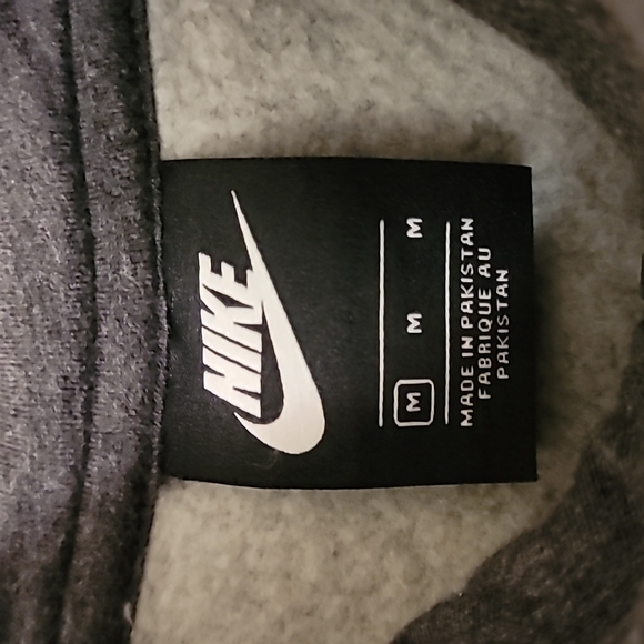 Nike "Just Do It" Full Zip Hoodie - Picture 4 of 8